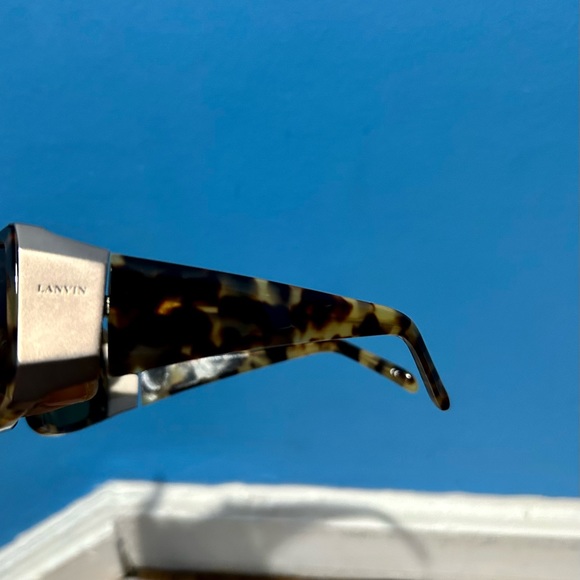 Lanvin sunglasses. - Picture 3 of 14